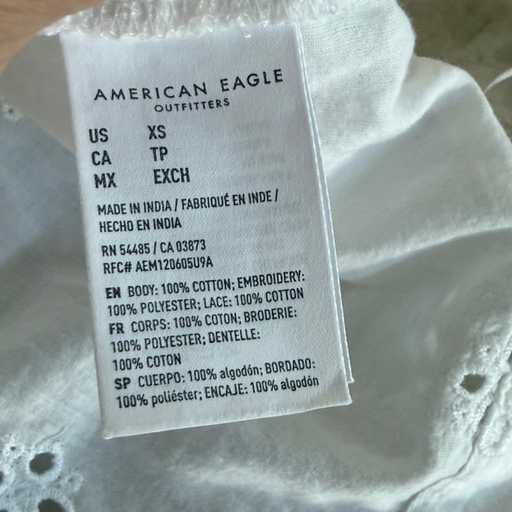 American Eagle White Eyelet Button-Front Short Sleeve Shirt XS - Picture 9 of 9